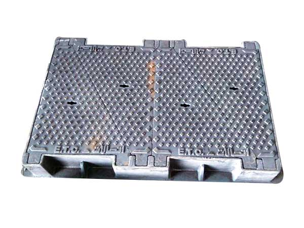 Double Triangular Manhole cover  